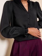 黑色 - Friends Like These Lace Trim V-Neck Long Sleeve Blouse - 圖片 4，共 6