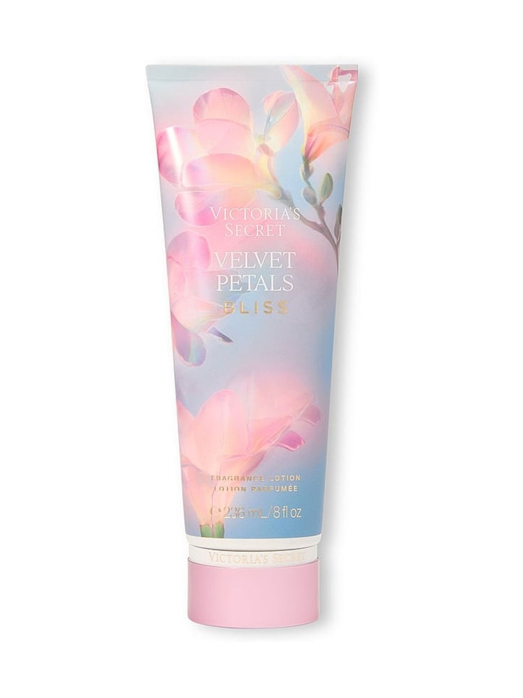 Victoria's Secret Velvet Petals Bliss 236ml Body Lotion - Image 1 of 2