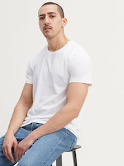 Levi's® White Slim Crewneck- T-Shirts 2 Pack - Image 4 of 10