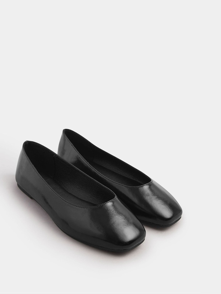 Yours Curve Black Wide Fit Extra-Wide Fit Square Toe Ballet Pumps - Image 2 of 5