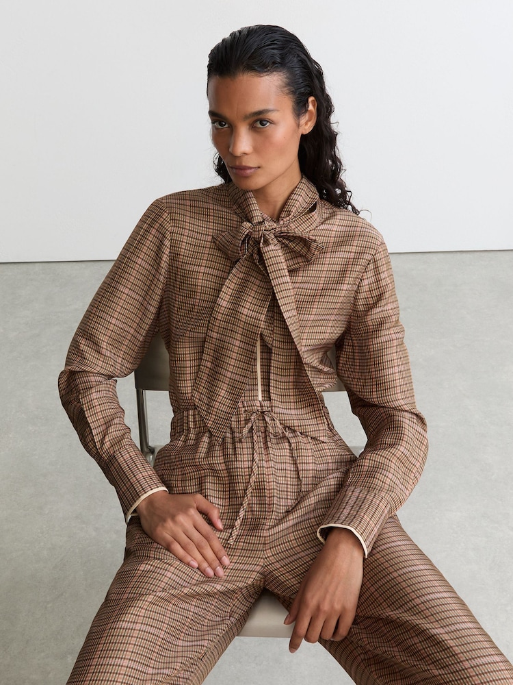 Reiss Minnie Check Tie-Neck Blouse - Larawan 1 ng 7