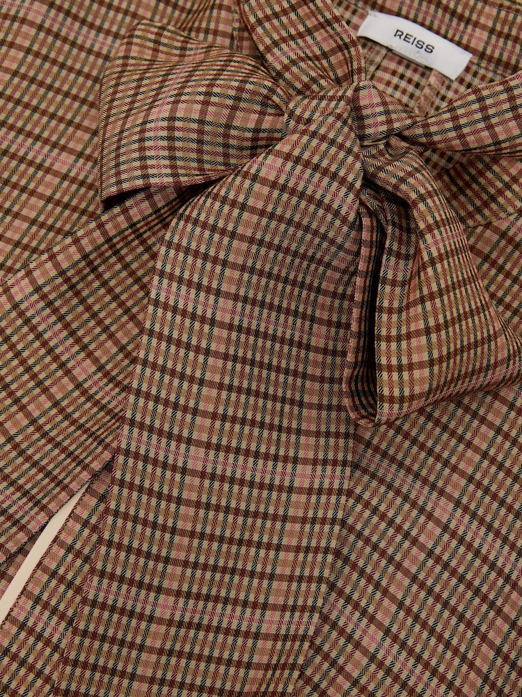 Reiss Minnie Check Tie-Neck Blouse - Larawan 7 ng 7