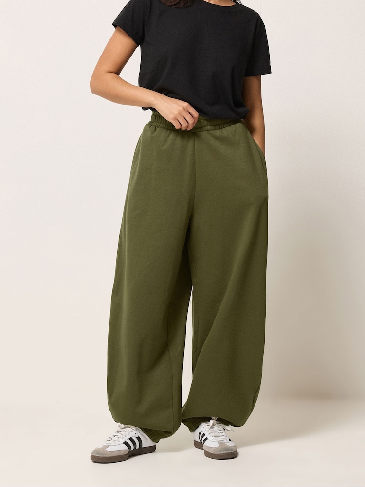 PixieGirl Petite Green Balloon Brushed Back Joggers - Image 2 of 5