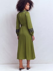 Boden フリル付きジャージーミディ丈シャツワンピース - 画像 3 / 6