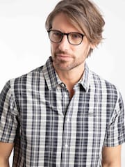 أسود - قميص Judd نقش مربعات بكُم قصير من Weird Fish - صورة 4 من 6