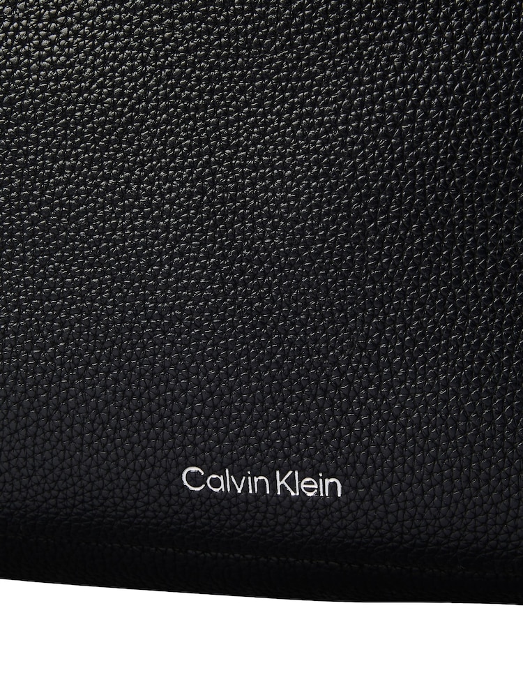 Calvin Klein Black Shoulder Bag Coated Fabric - Image 4 of 4