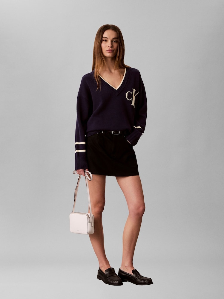 Calvin Klein White Foil Logo Camera Bag - Image 3 of 3