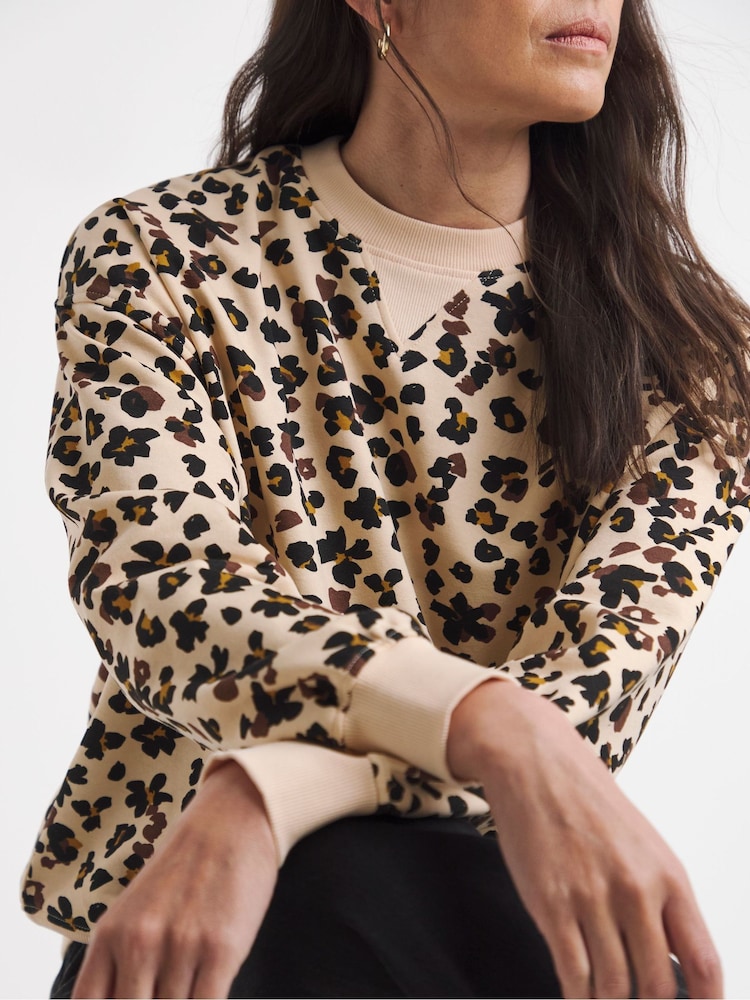 JD Williams Animal Printed Drop Shoulder Sweatshirt - Image 4 of 4 JD Williams Animal Printed Drop Shoulder Sweatshirt - Image 4 of 4