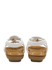 Sandalias planas destalonadas de Lotus - Imagen 3 de 4