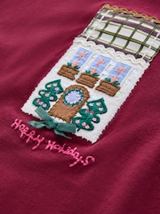 Burgundy Red House - Lace Hem Christmas Applique T-Shirt (3-16yrs) - תמונה 8 מתוך 9