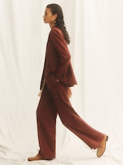 Ceglasty - Reiss Solene Wool-Blend Wide-Leg Suit Trousers - Obraz 3 z 10