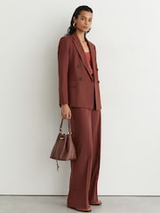 Ceglasty - Reiss Solene Wool-Blend Wide-Leg Suit Trousers - Obraz 9 z 10
