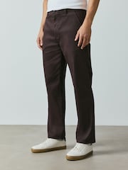 Berenjena - Ajuste recto - Pantalones chinos elásticos ricos en algodón - Imagen 3 de 6