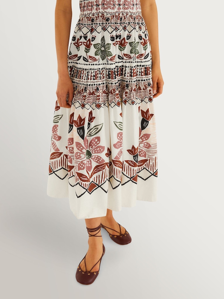 Farm Rio White Ainika Rustic Flowers Winter Short Sleeve Maxi Dress - Image 4 of 4 Farm Rio White Ainika Rustic Flowers Winter Short Sleeve Maxi Dress - Image 4 of 4