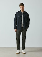 Grün - Schmale Passform - Chinohosen aus Baumwollmischgewebe mit Stretchanteil - Bild 1 von 10