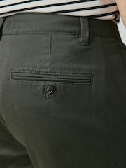 Grün - Schmale Passform - Chinohosen aus Baumwollmischgewebe mit Stretchanteil - Bild 6 von 10