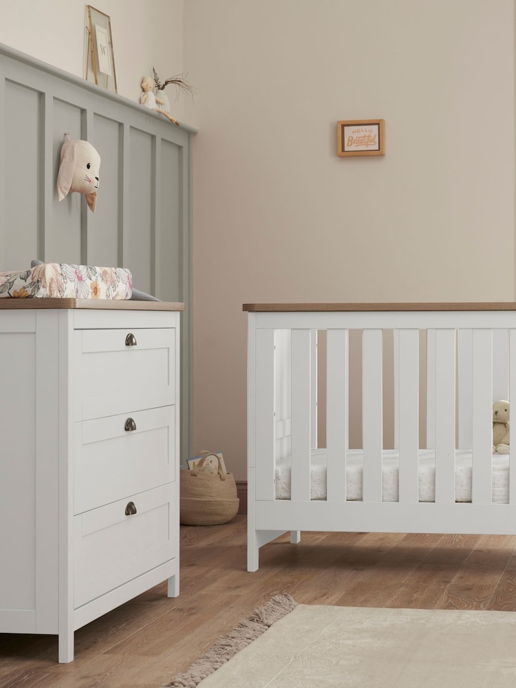Tutti Bambini White Oak 2 Piece Verona Nursery Furniture Set - Image 1 of 10 Tutti Bambini White Oak 2 Piece Verona Nursery Furniture Set - Image 1 of 10