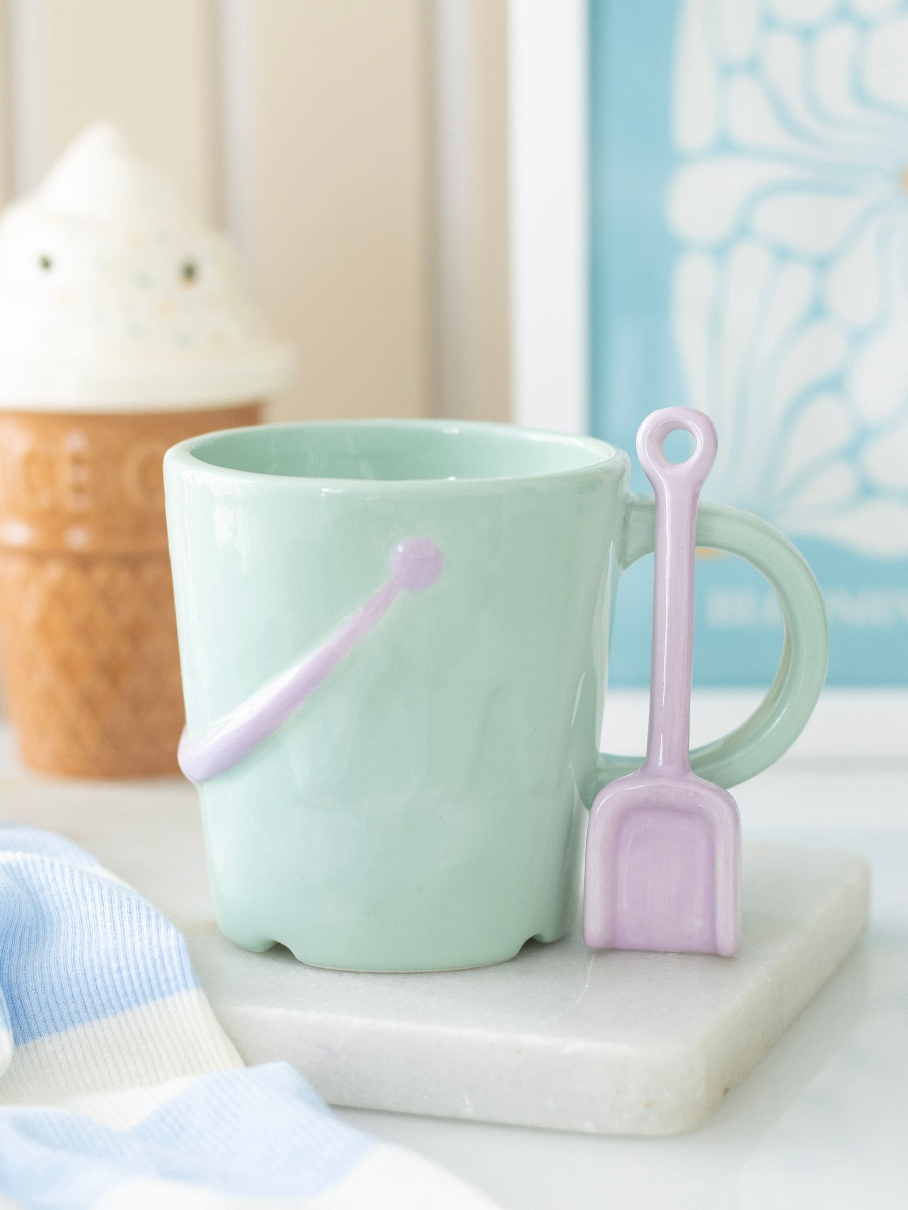 Something Different Blue Pastel Bucket Mug with Spade Spoon