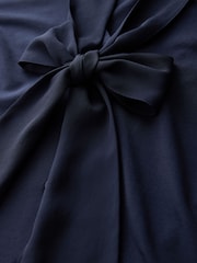 أزرق داكن - بلوزة كُم طويل بياقة وشاح - صورة 7 من 8