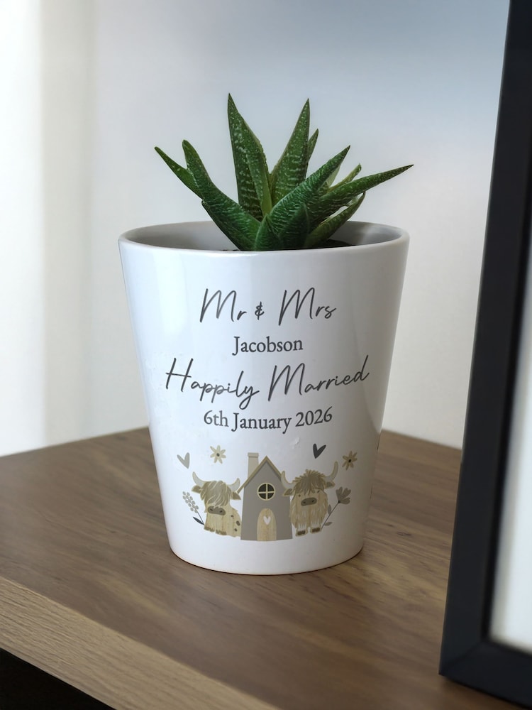 Personalised Highland Cow Plant Pot by PMC - Image 2 of 3