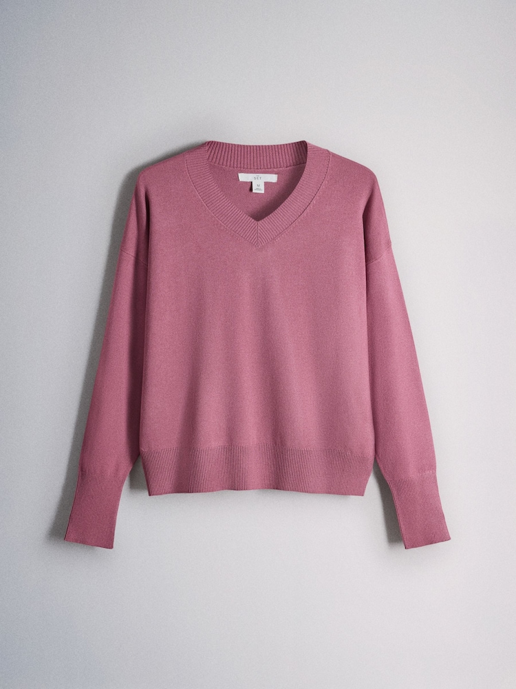 The Set 4 Pack Fine Knit V-Neck Jumpers Rose Pinks/Light Pink/Cream - Image 2 of 7