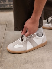 Brown Baggy Fit Cargo Trousers - Image 7 of 11