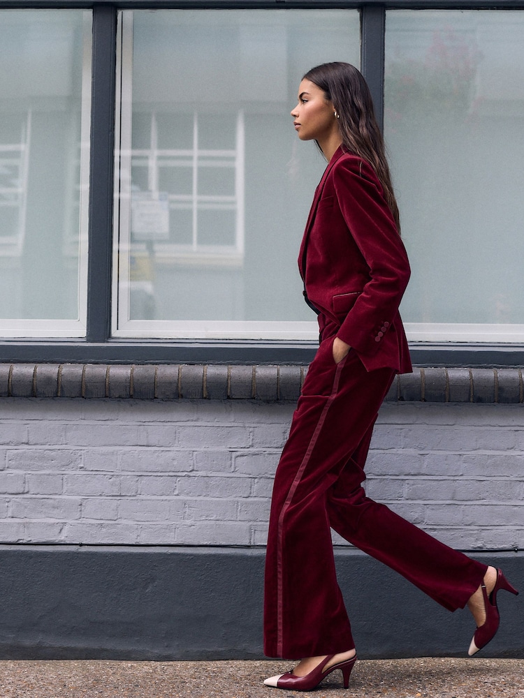 أحمر - N.Premium Velvet Tailored Bootcut Trousers - Image 2 of 6 أحمر - N.Premium Velvet Tailored Bootcut Trousers - Image 2 of 6