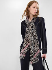 Accessorize Leichter Schal mit Leoparden-Print - Bild 1 von 2