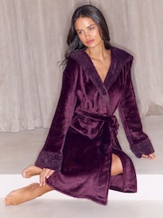Lipsy Burgundy Red Faux Fur Trim Robe - Image 4 of 5