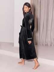 Lipsy Velvet Embroidered Detail Robe - Slika 5 iz 6