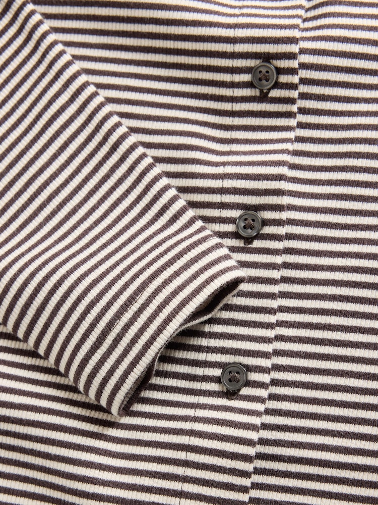 The Set Long Sleeve Button Through T-Shirts and Trousers Co-Ord Set - صورة 11 من 11 The Set Long Sleeve Button Through T-Shirts and Trousers Co-Ord Set - صورة 11 من 11