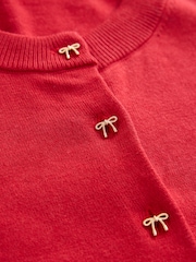 Red Bow Buttons - Soft Touch Cotton Rich Crew Neck Cardigan - Bild 7 von 8