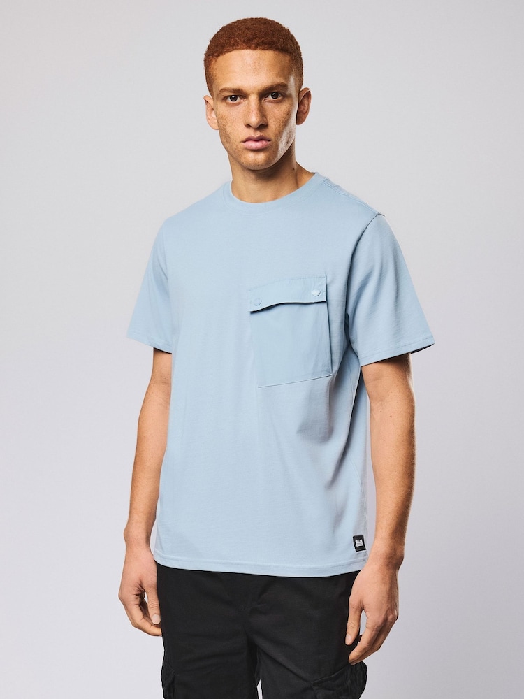 Weekend Offender Adrar Technical Pocket Blue T-Shirt - Image 2 of 5 Weekend Offender Adrar Technical Pocket Blue T-Shirt - Image 2 of 5