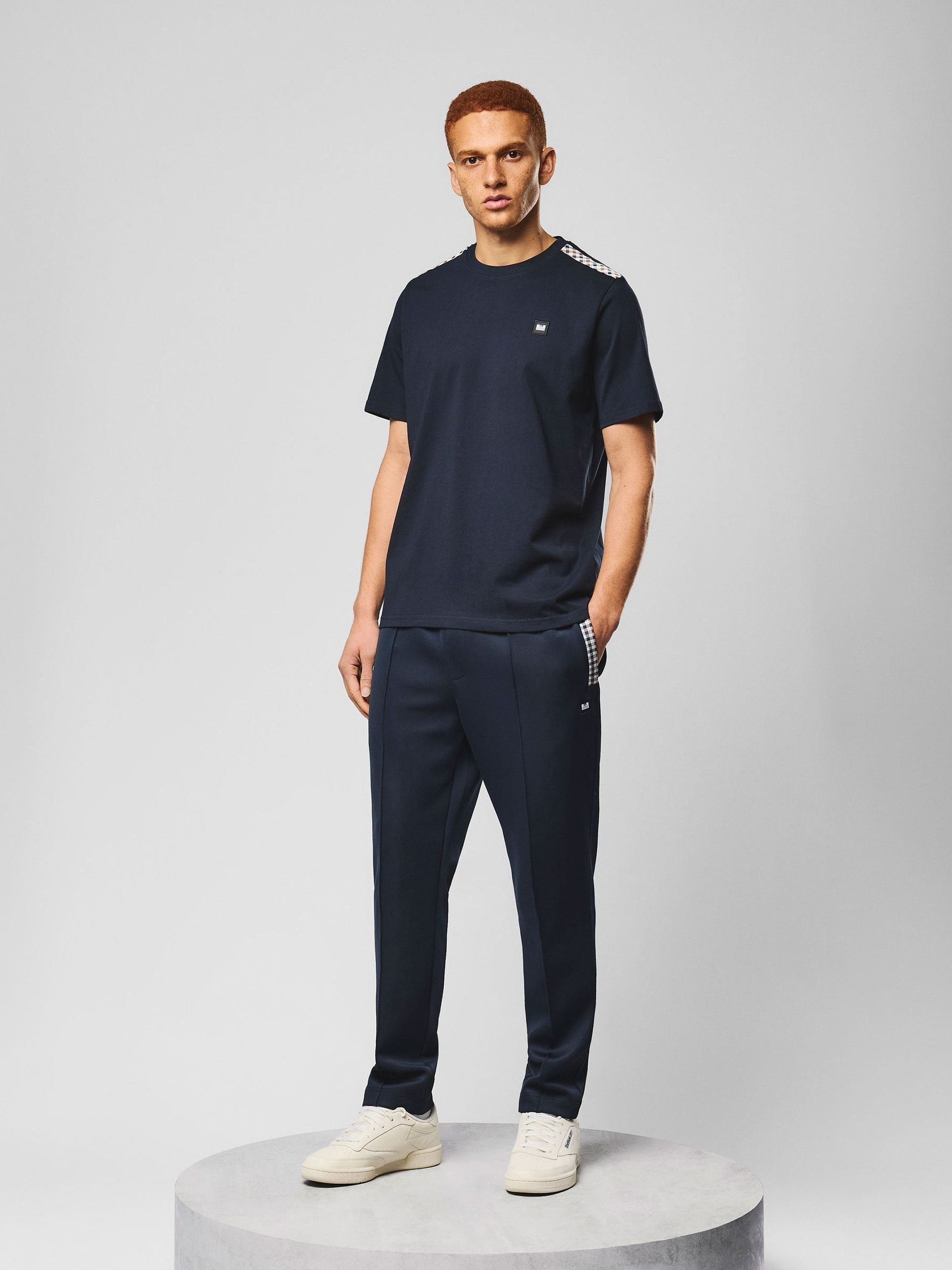 Weekend Offender Men's Medea Logo T-Shirt, Navy - Image 4