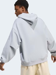 هودي ناعم وفاخر من adidas - Image 5 of 6