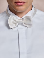White/Ivory Cotton Rich Textured Occasion Shirt With Bow Tie and Cummerbund Set - Image 6 of 7