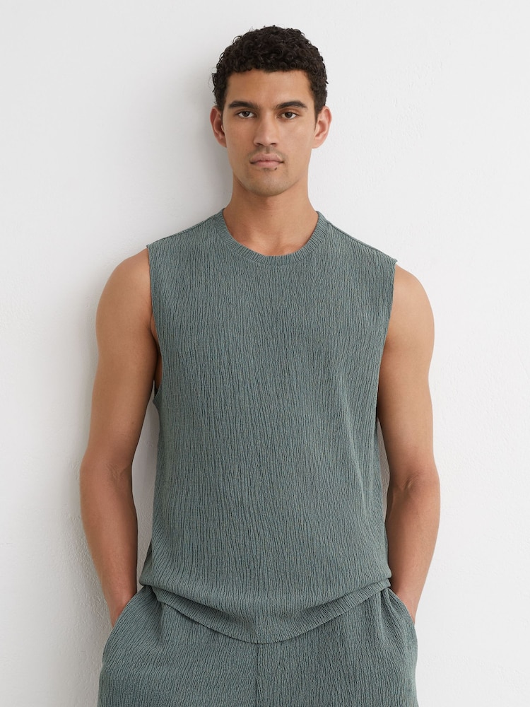 Reiss Dark Sage Green Melgreen Textured Crew-Neck Vest - Image 1 of 6