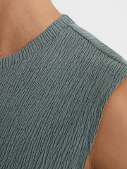 Reiss Dark Sage Green Melgreen Textured Crew-Neck Vest - Image 4 of 6