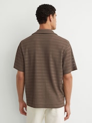 Reiss Taupe Brown Sid Chevron-Crochet Cuban-Collar Shirt - Image 5 of 6