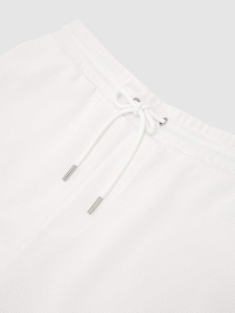 Reiss White Renly Textured Drawstring Shorts - Image 6 of 6 Reiss White Renly Textured Drawstring Shorts - Image 6 of 6