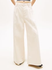 Tommy Jeans Loose Fit Jeans - صورة 1 من 5