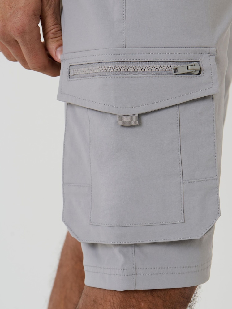 Grau - Threadbare Elasticated Waist Stretch Cargo Shorts - Bild 5 von 5