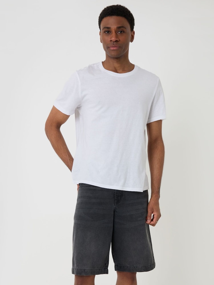 Threadbare Grey Baggy Denim Shorts - Image 1 of 4 Threadbare Grey Baggy Denim Shorts - Image 1 of 4