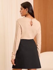 Love & Roses Tailored Bow Mini Skirt - Larawan 4 ng 4