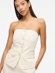 Colete Vila sem mangas com botões sob medida - Imagem 4 de 7