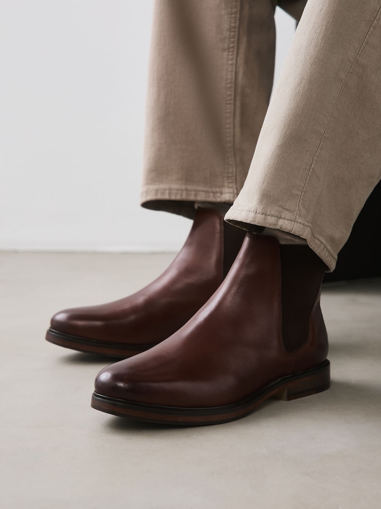 Tan Brown Leather Chelsea Boots - Image 1 of 7 Tan Brown Leather Chelsea Boots - Image 1 of 7