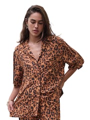 Chantelle Explore short sleeve beachwear shirt, Leopard print - Image 3 of 5