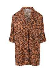 Chantelle Explore short sleeve beachwear shirt, Leopard print - Image 5 of 5