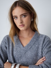 Gris de charbon de bois - Long Sleeve V-Neck Knit Jumper With Wool - Image 4 de 7