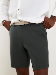 River Island Slim Fit Belted Chino Shorts - Imagen 3 de 4